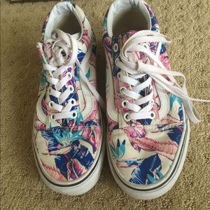 Vans old school size 8